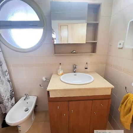 Cordoba , Climatizado, Piscina Y Cerca De La Playa. Salou