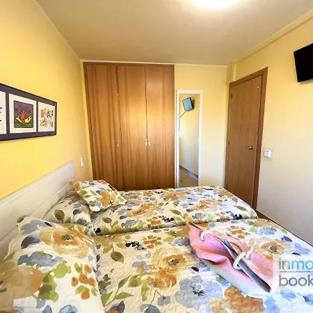 Apartment Cordoba , Climatizado, Piscina Y Cerca De La Playa. *